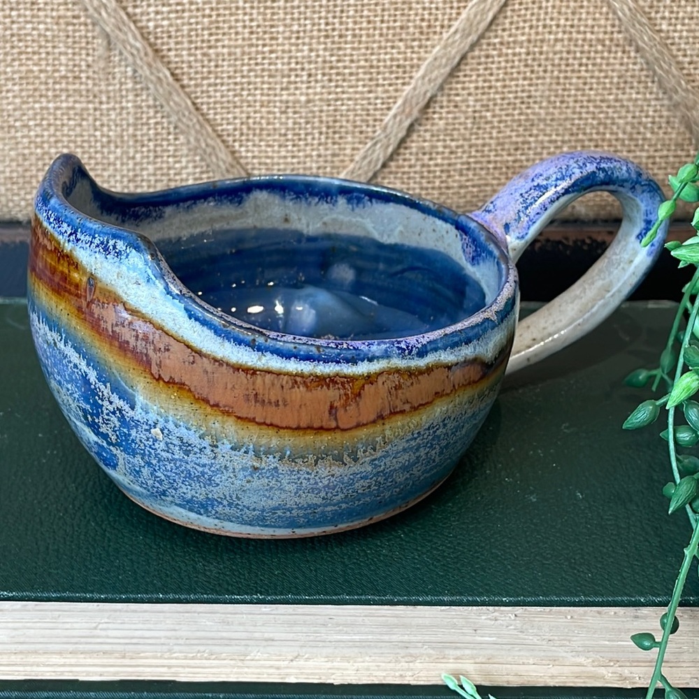 Pottery creamer